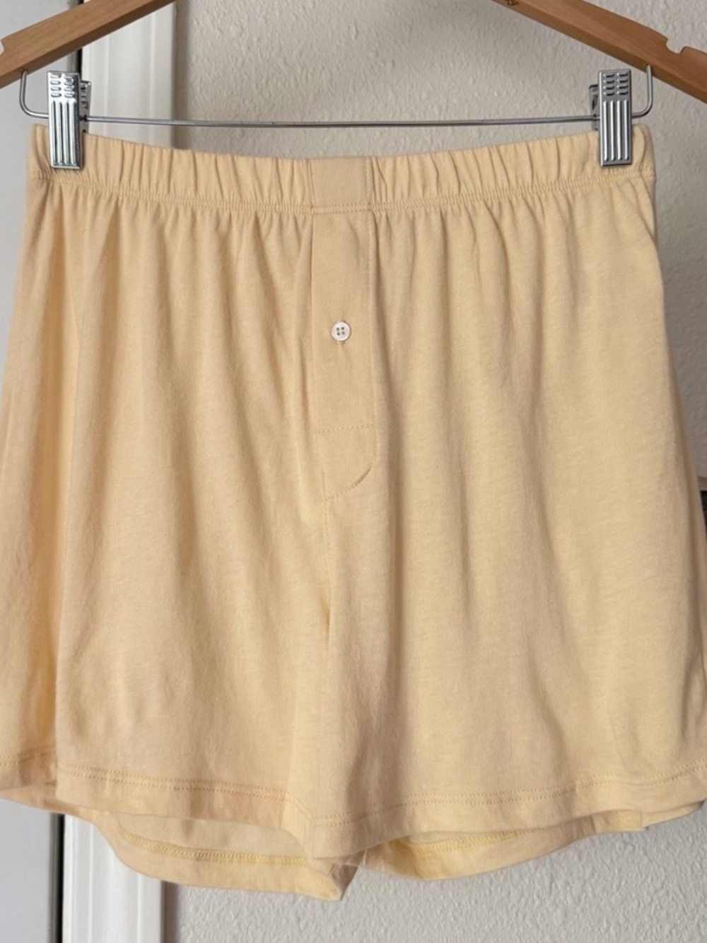 Eterne Pale Yellow Women's Elastic-Waist Athletic Shorts